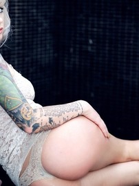 Gorgeous Tattooed Blonde Vice