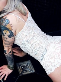 Gorgeous Tattooed Blonde Vice