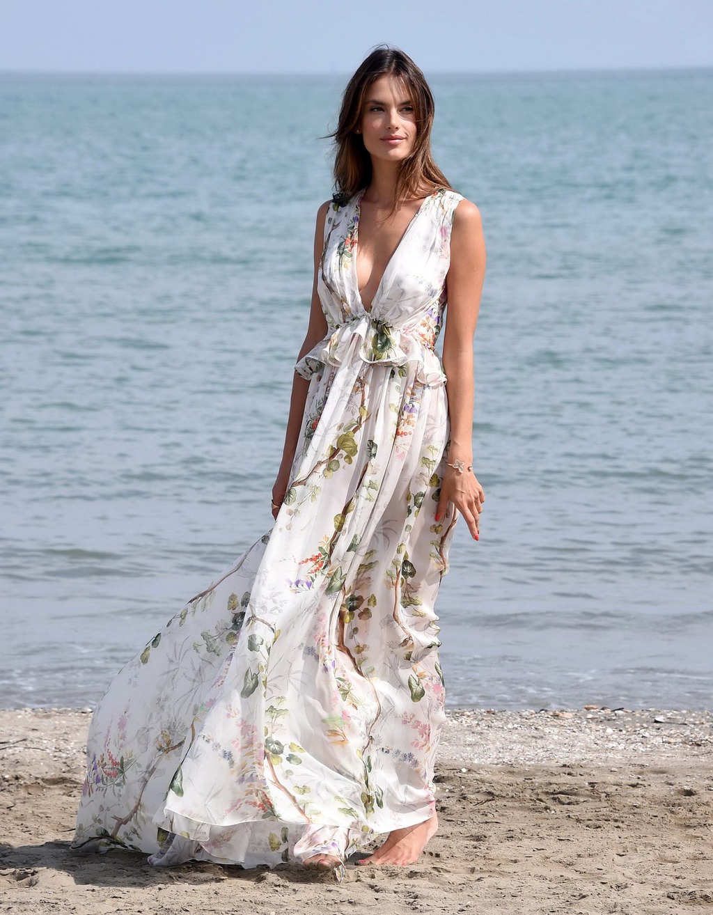 Alessandra Ambrosio On Seaside 08