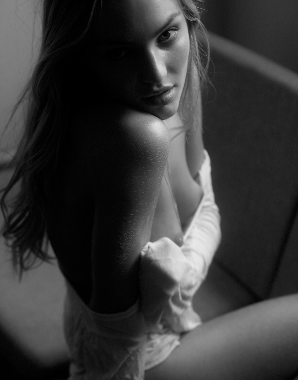 Candice Swanepoel Poses Naked 12