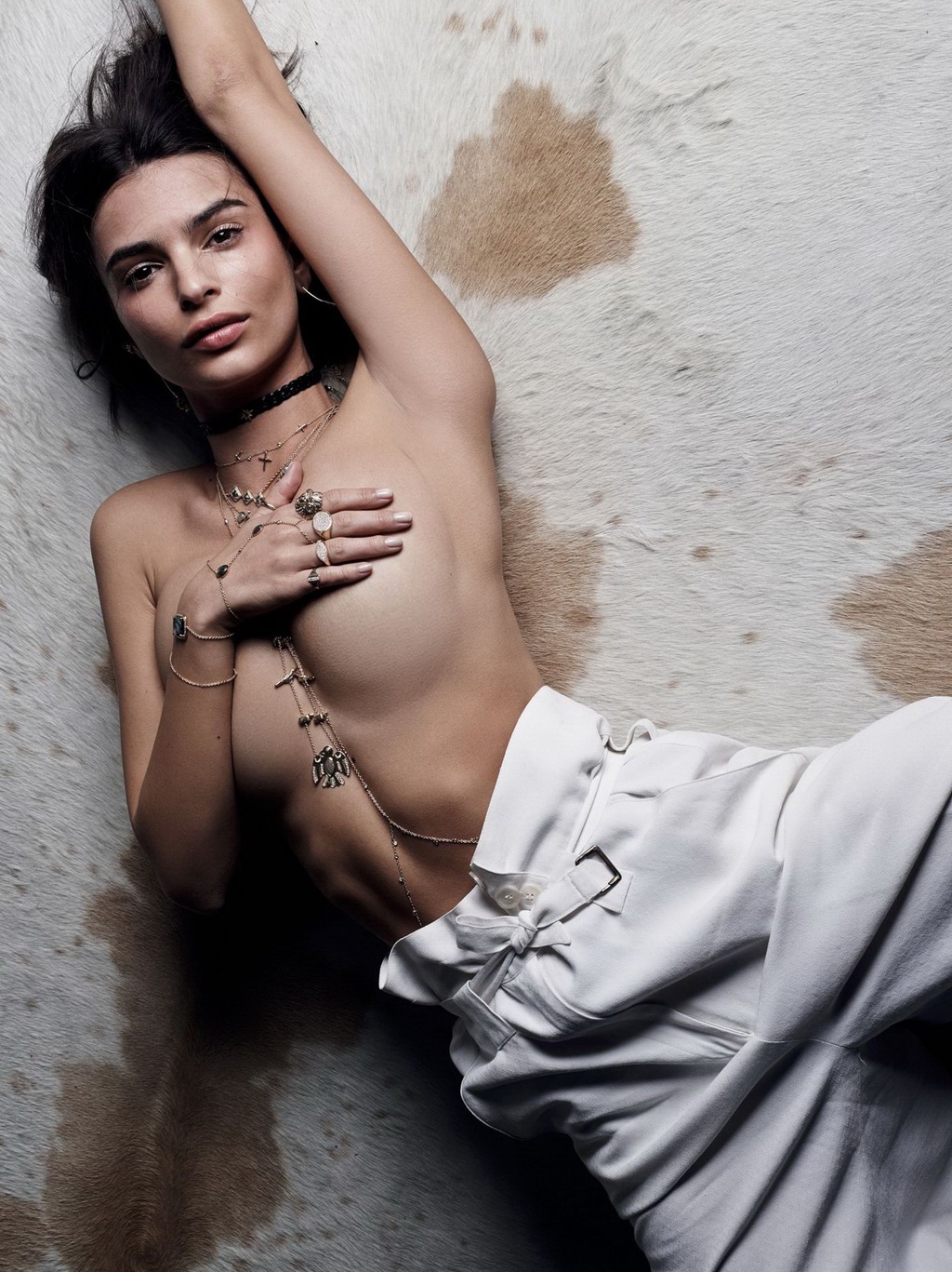 Emily Ratajkowski Topless In The Studio 03