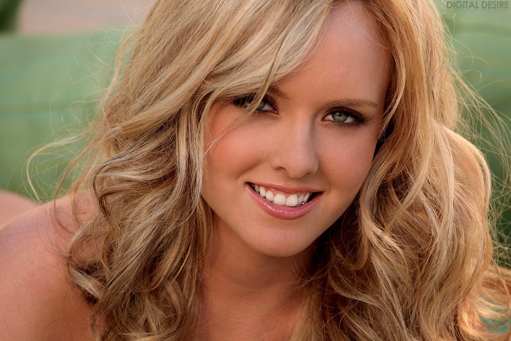 Britany Bod Hot Sexy Nude Beauty 11