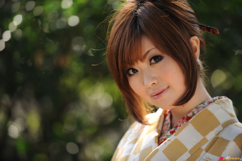 Rio Hamasaki Busty Asian Babe 02