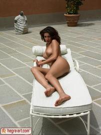 Jennipher Sun Blessed Nude Babe