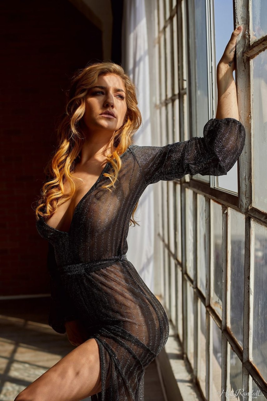 Stunning Babe Skye Blue 00