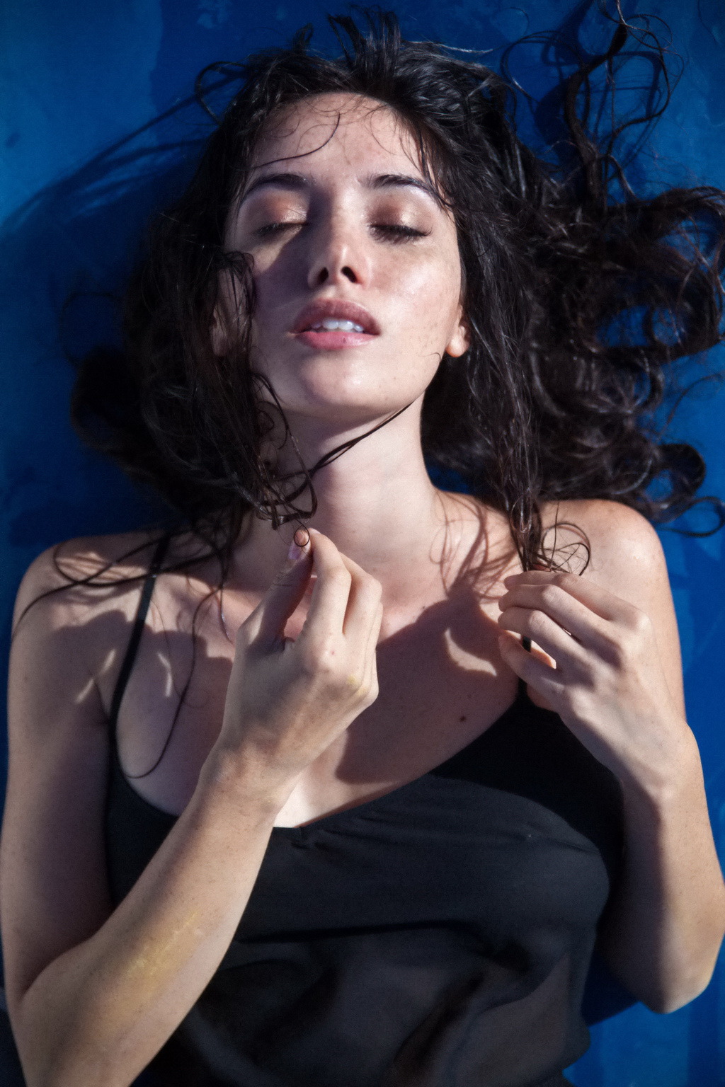 Sara Malakul Lane Showing Off Her Big Bare Boobs 12