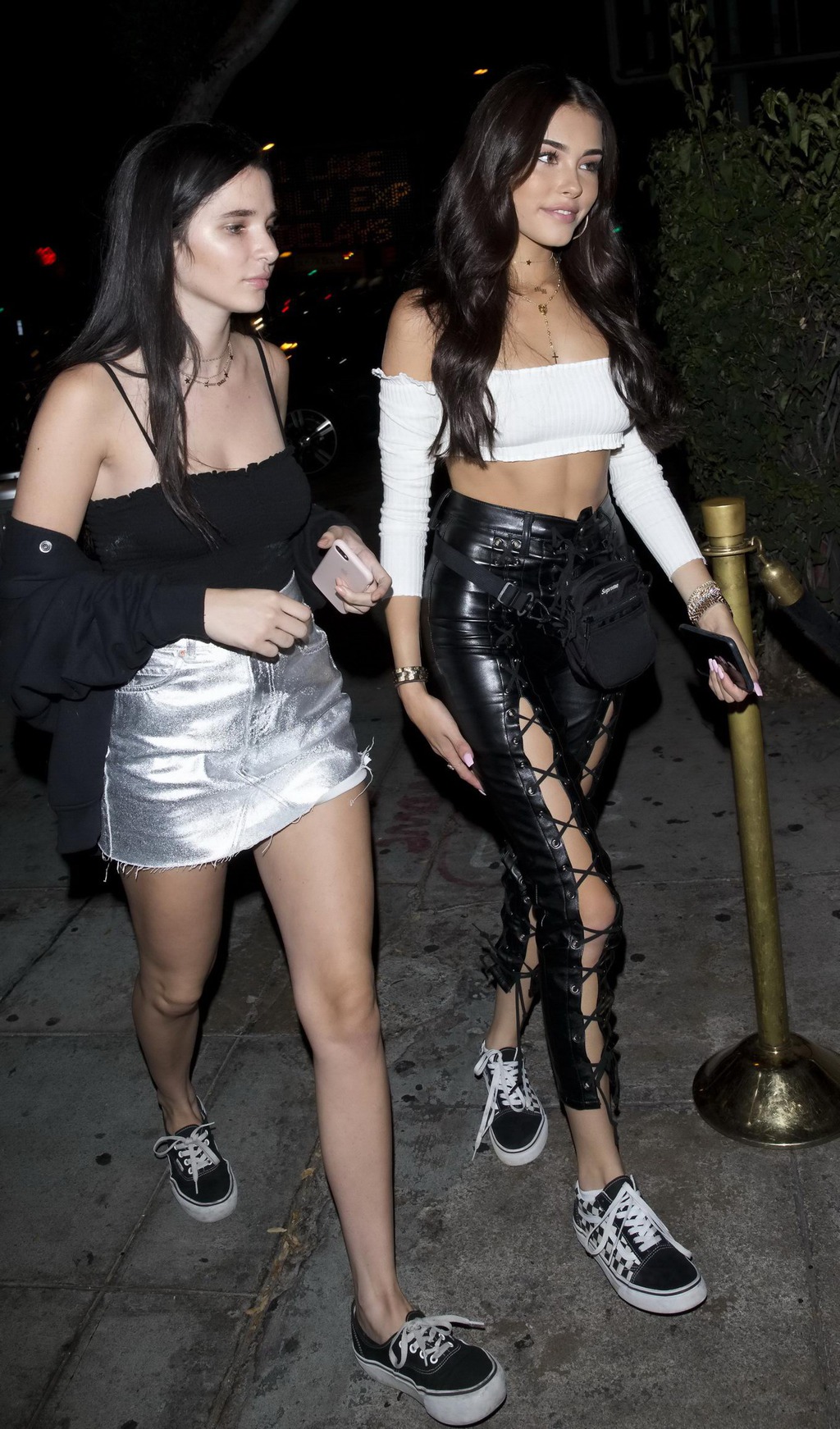 Hot Girl Madison Beer In Sexy Black Clothes 14