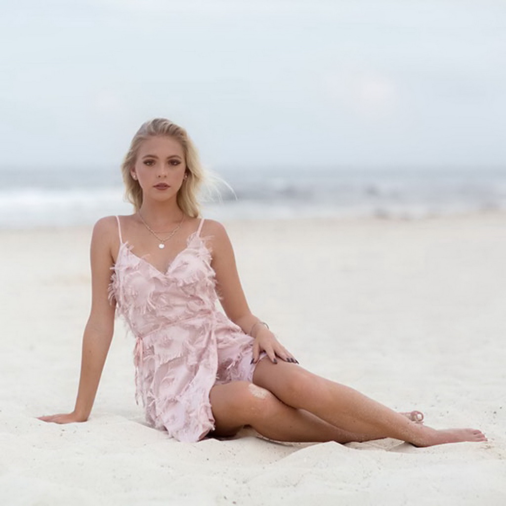 Cute Jordyn Jones 11