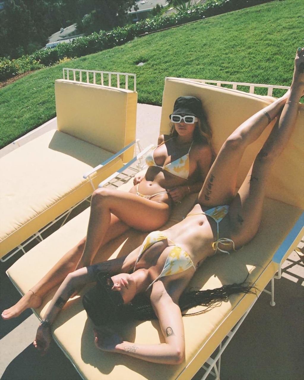 Halsey And Sydney 04