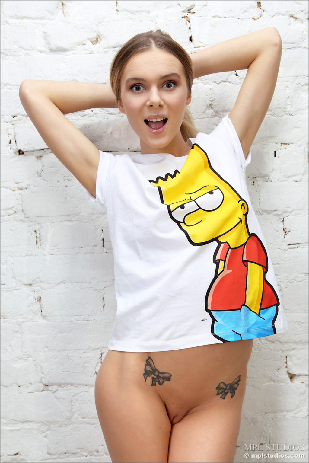 Fabulous Blonde Karissa Diamond  00