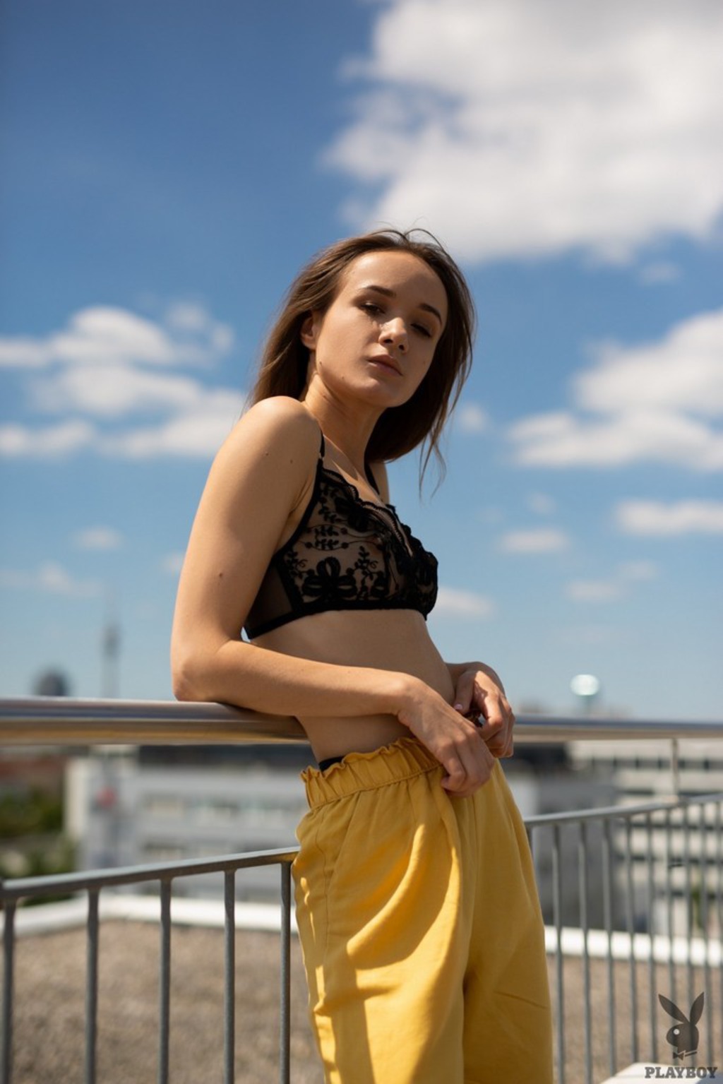 Sexy Vi Shy Strips And Sunbathes Nude On The Roof 00