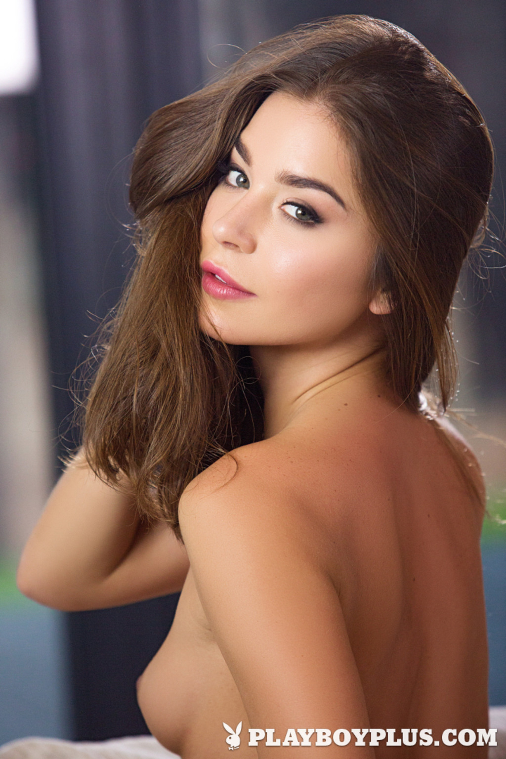 Lilii Naked & Chill 04