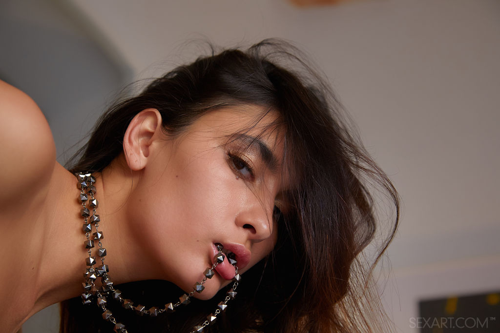 Shareen 02