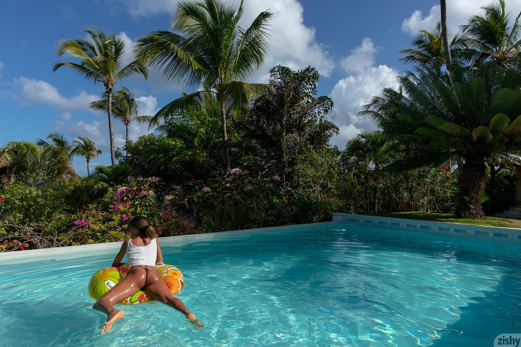 Sexy Exotic Girl Joana Melo 07